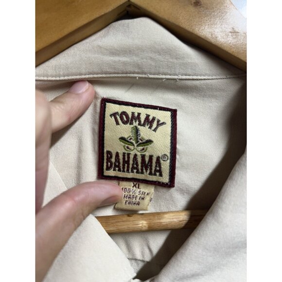 Tommy Bahama 100% Silk Tropic Isles Shirt Size XL Men's Beige/cream - Picture 2 of 3